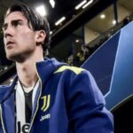 Vlahovic prima di una gara di Champions della Juve